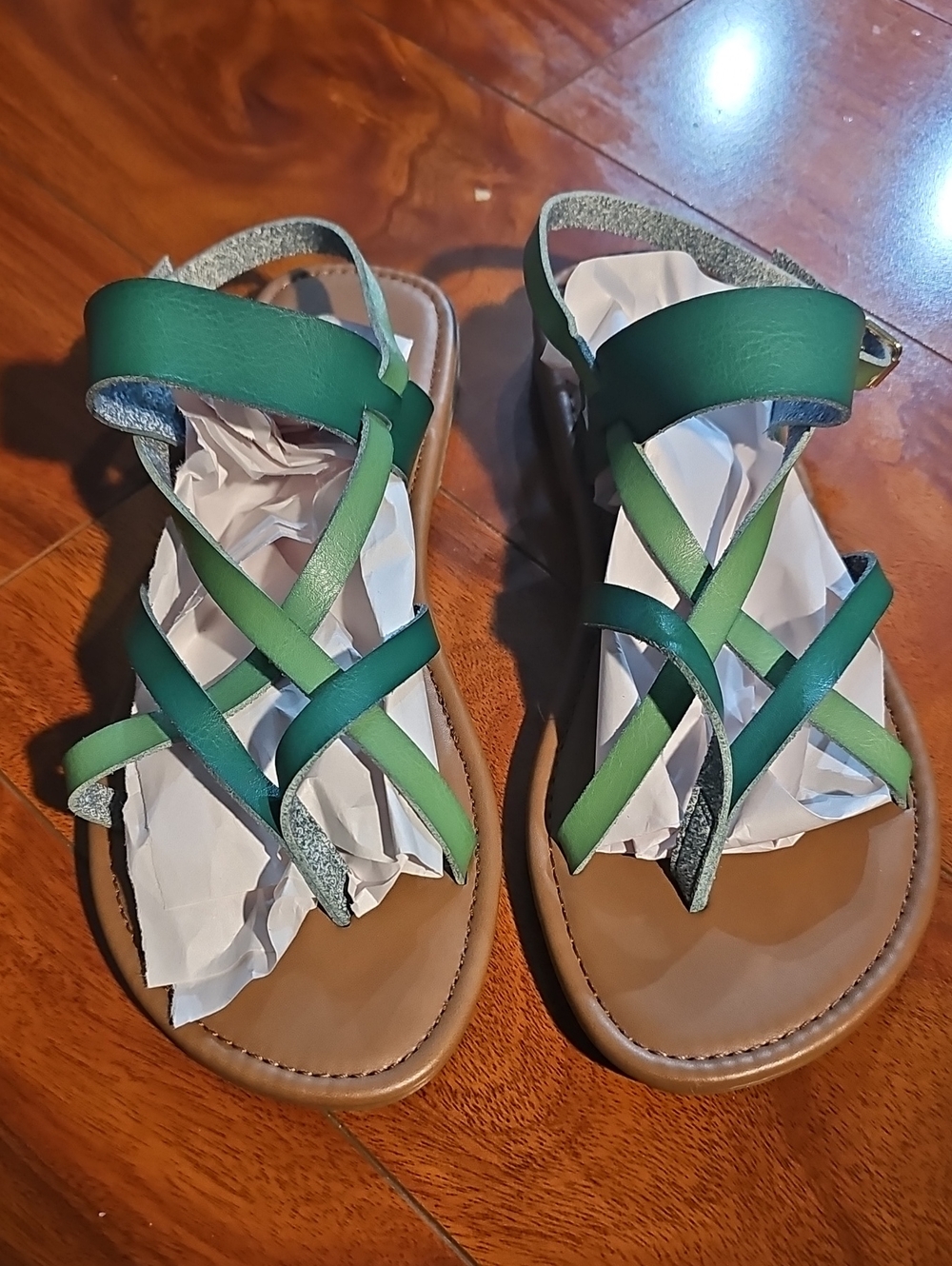 Report Womens Strappy Flat Sandals Green Multi Color Criss Cross Size 8 NWOT